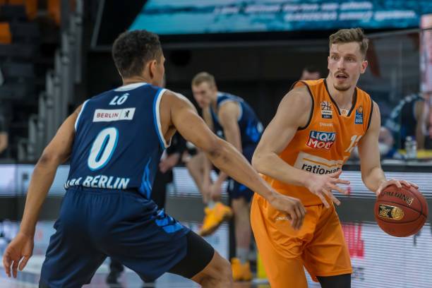 他们最终完 他们最终完